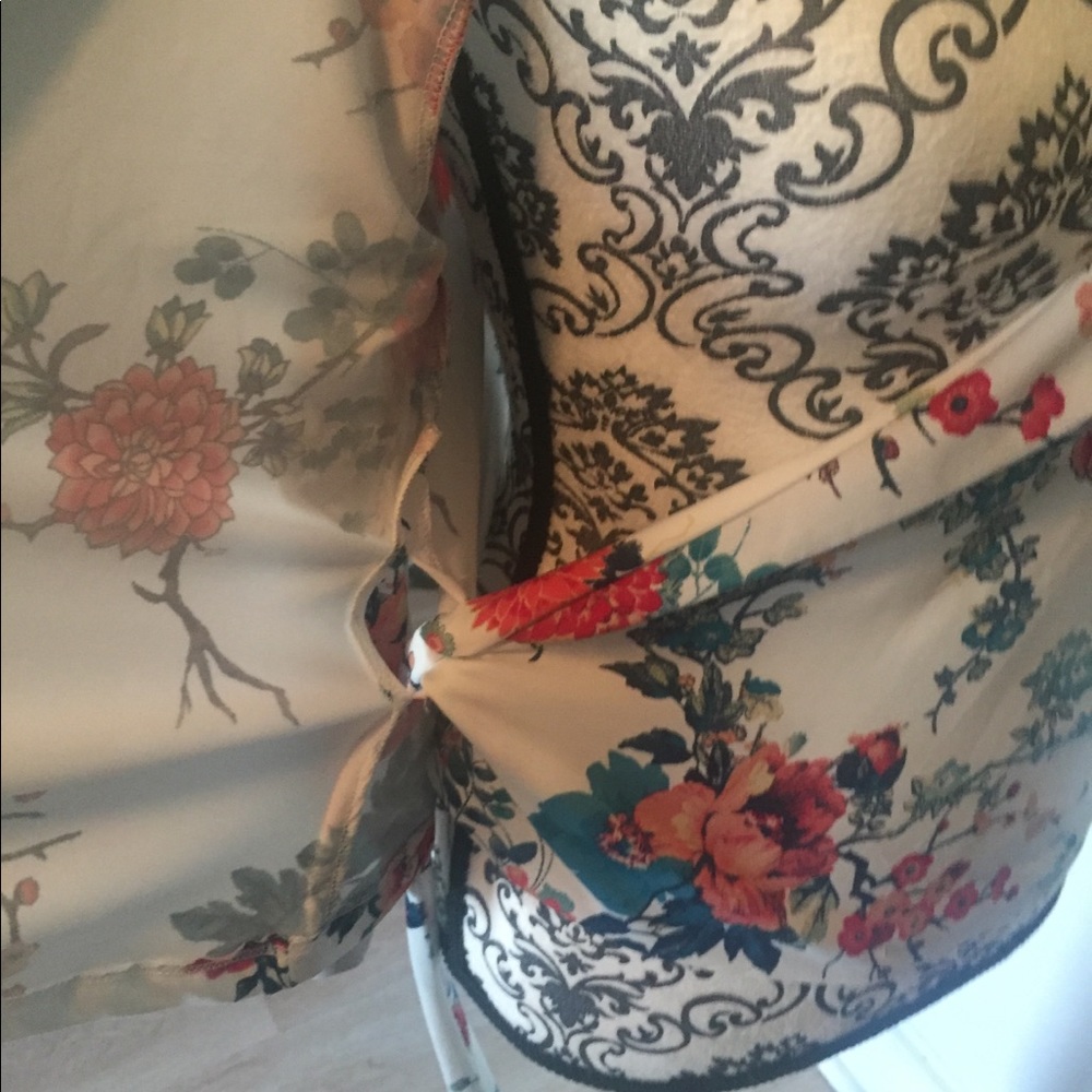Wrap Top - Picture 4 of 5